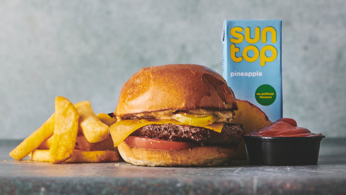 B43319e4 36B7 11Ee A56d De38f51aaf67 Happy Junior