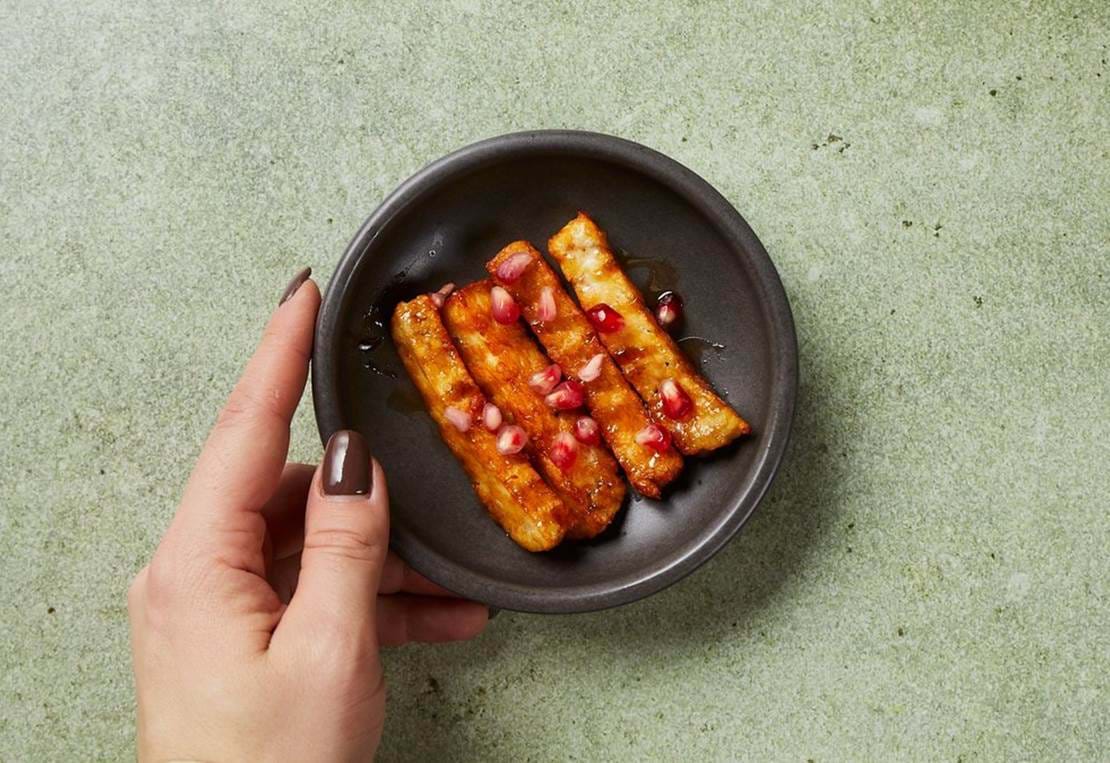 8F05f7cc 97A6 11Ee 8D64 9A4651ce97ce Halloumi Fritter 4Stk 0192