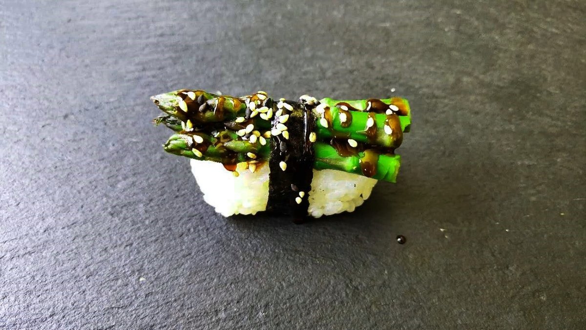 F880b2fc 4945 11Ec 85E7 A6dd726e8e91 Asparges