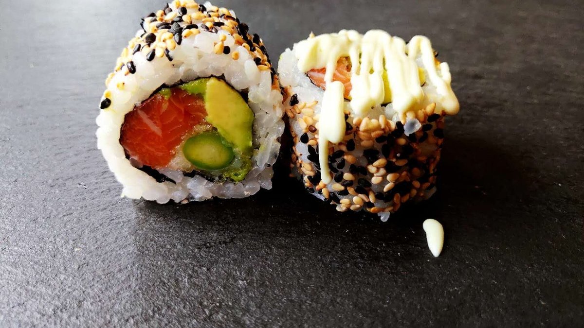 6Dba2444 4947 11Ec 9Bcf D6889f2e6055 La Roll