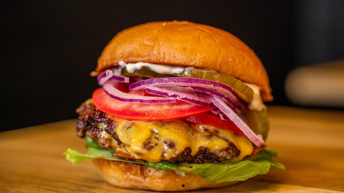 1Fdc1108 2Ee6 11Ed 8864 5626F77fe0da Beast Cheeseburger