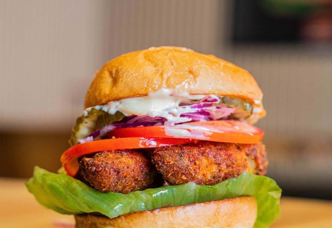 4D499714 2Ee6 11Ed 97D4 72E8cc9da53f Chicken Beast Burger