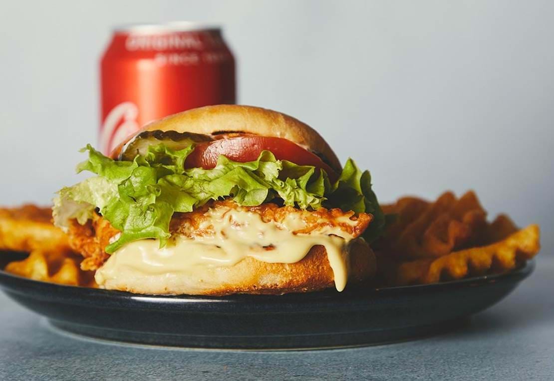 96Fb801c 38Af 11Ec 8Ae9 F6a21edbfa54 Honey Moon