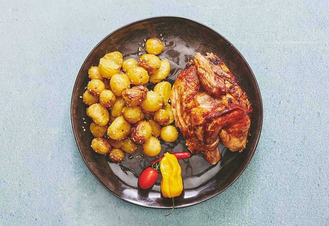 289E889c B020 11Ec Aae5 Ba08745a6ad9 Halv Kylling Med Kartoffler