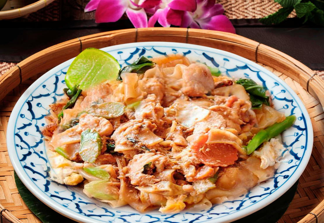 Maithai ผัดซีอิ้วไก่ ED