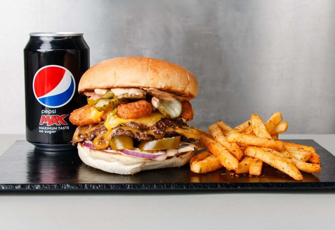 9C3b9ade B059 11Ee 86Ec 2297781429Fe Chili Cheese Smash Burger Combo