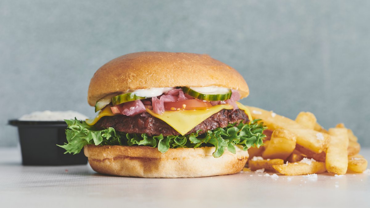 9B3c241c C849 11Ed Adc1 76118D6224c6 Vegansk Cheese Burger
