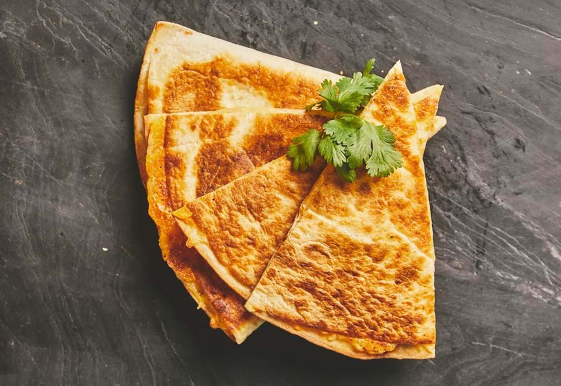 2d594966-b5ad-11ec-8951-fe1fd155a6a7_quesedillas_ost.jpeg