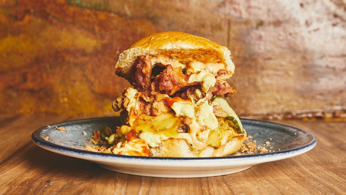 Ce9d40f0 Ab81 11Ed B84f 56Aafb223ebb Sams