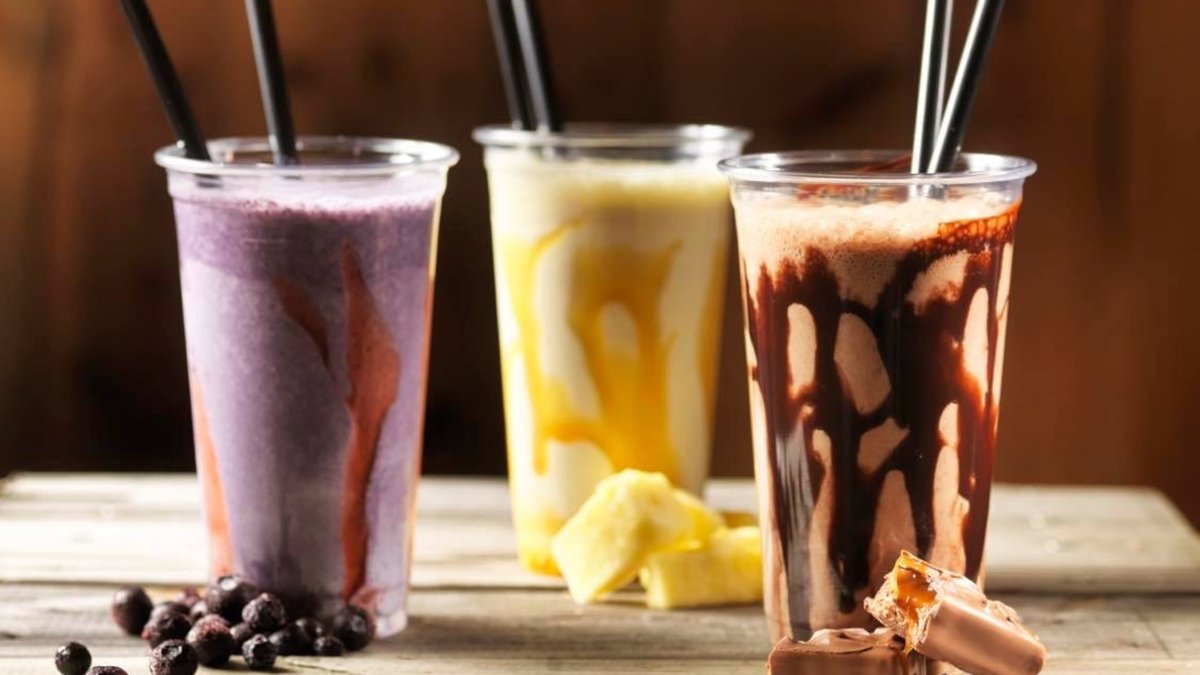 2A1d4a56 C7e8 11Ed 8A5f 1271368152C2 Milkshake 3 Photoroom (1)