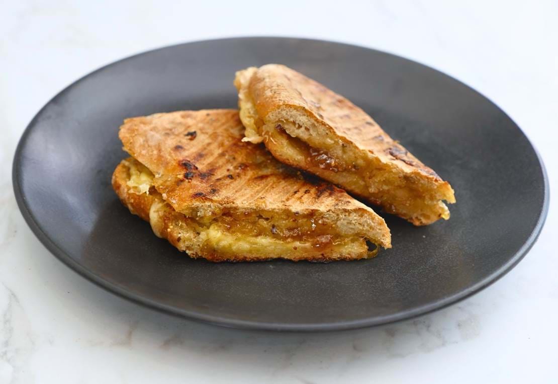 Getting Figgy With It Toastie (2) – Stor