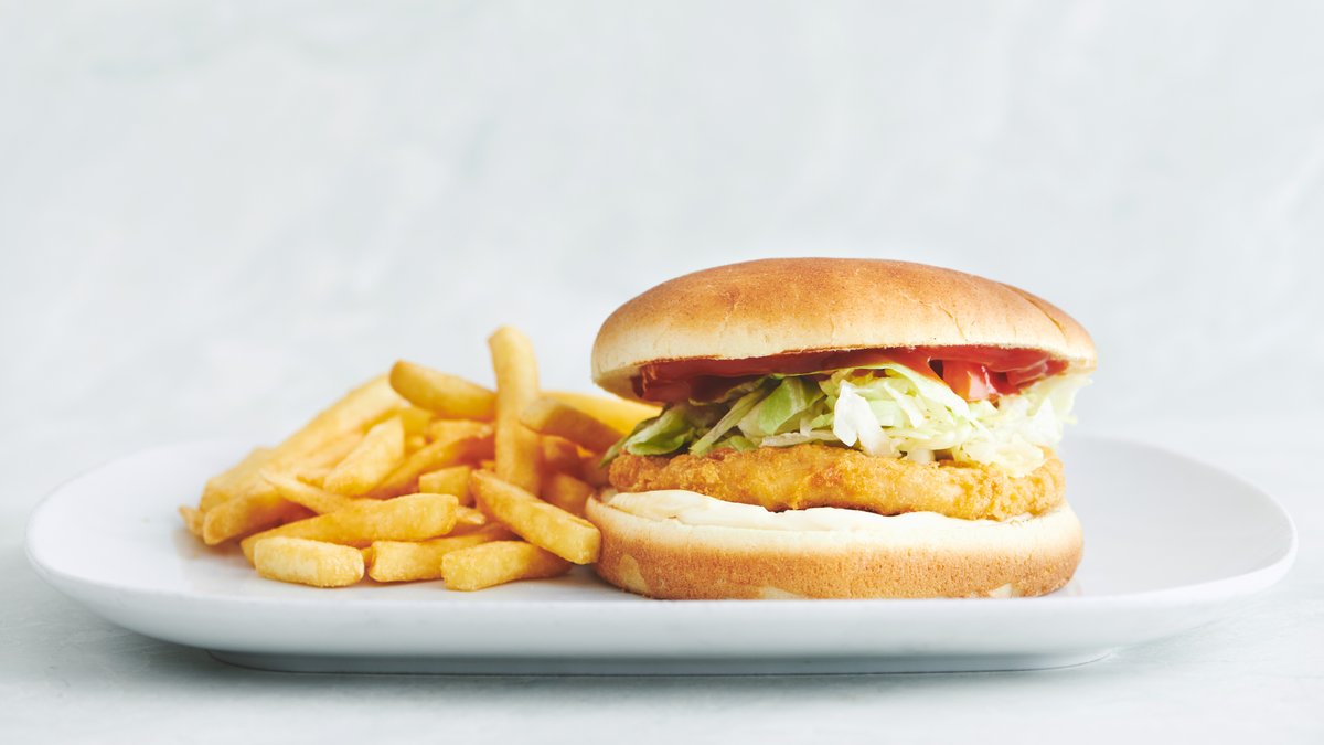 cafe9382-a941-11ed-b444-92b238412bb7_chicken_burger.jpeg