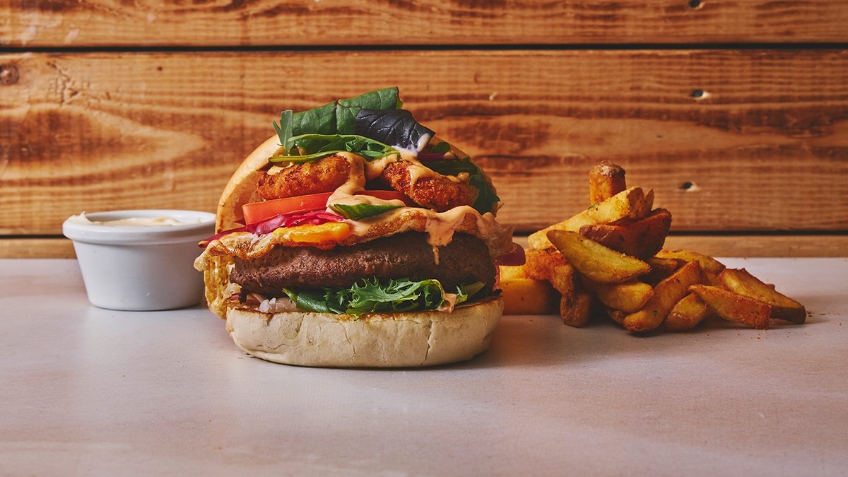 2C7005e2 3F2a 11Ed 9Aab 861Dd27c8e20 Herre Burger