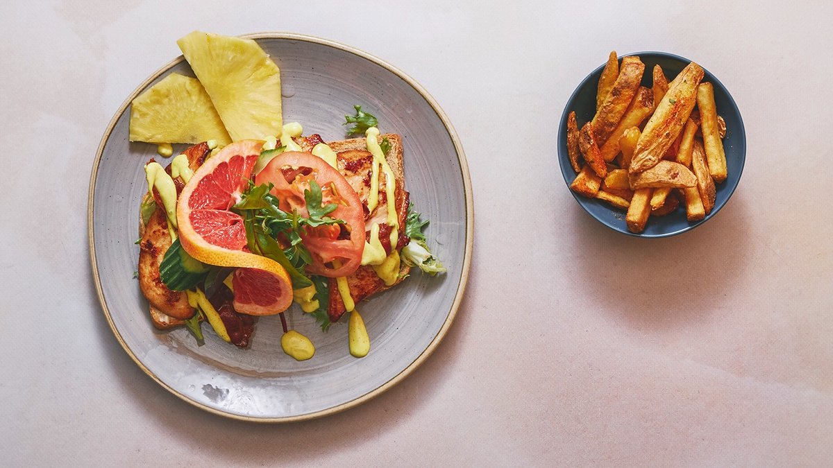 44Df962e 3F2a 11Ed A829 Aa569eaa4241 Club Sandwich M Fritter