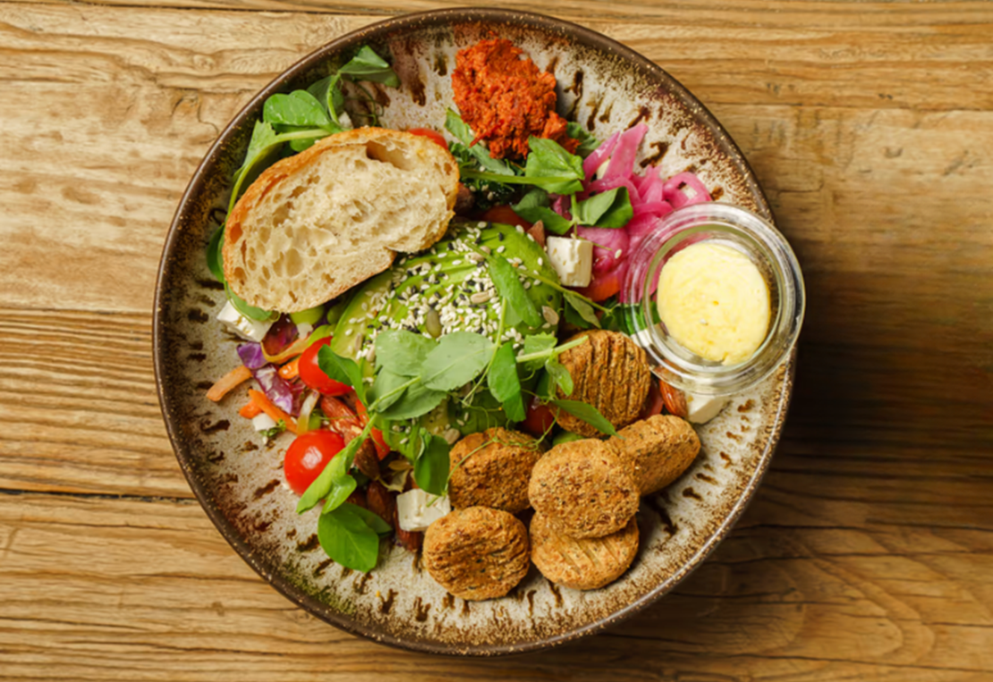 Salat Med Falafel