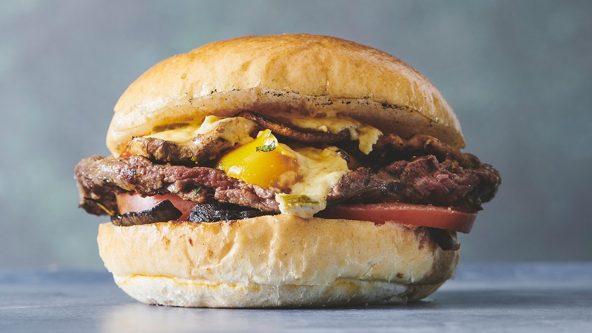 45dc3000-ca53-11ed-9767-7ebf9b3cb5c1_steak_burger.jpeg