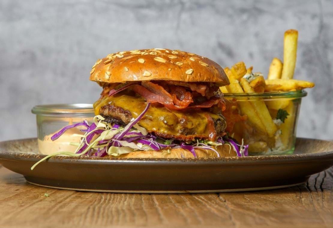 69Bbd300e2d6c76324a6108c