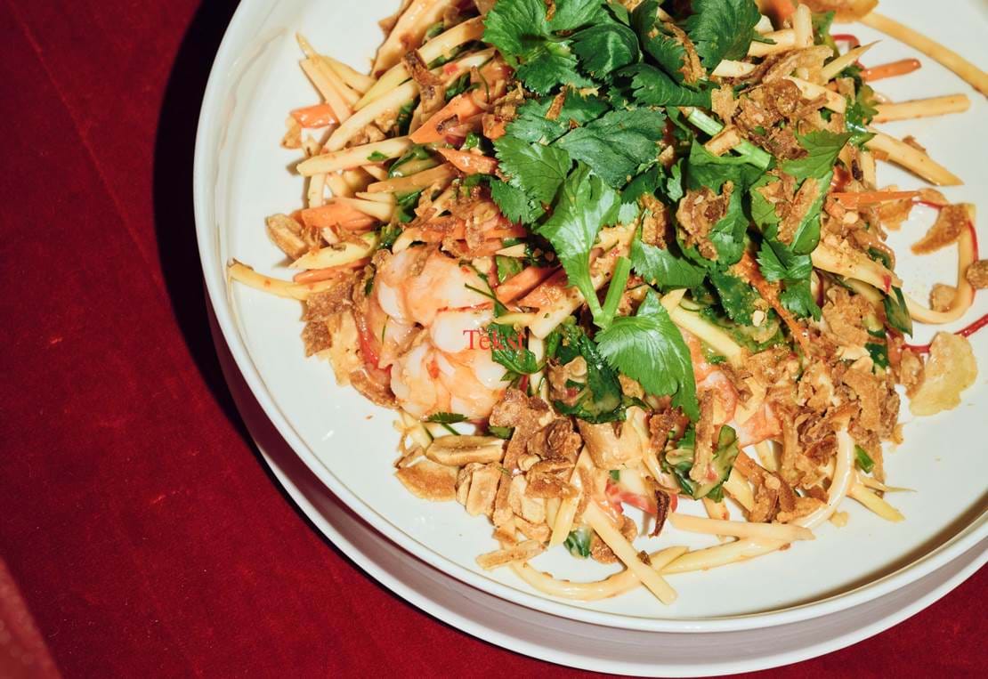 Prawns, Mango, Coconut, Coriander, Mint, Crispy Onions, Peanuts