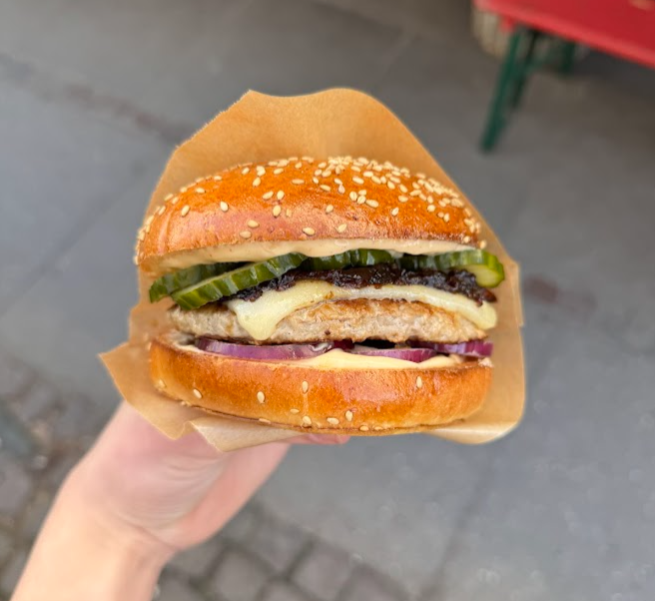 Måned Special April 2026