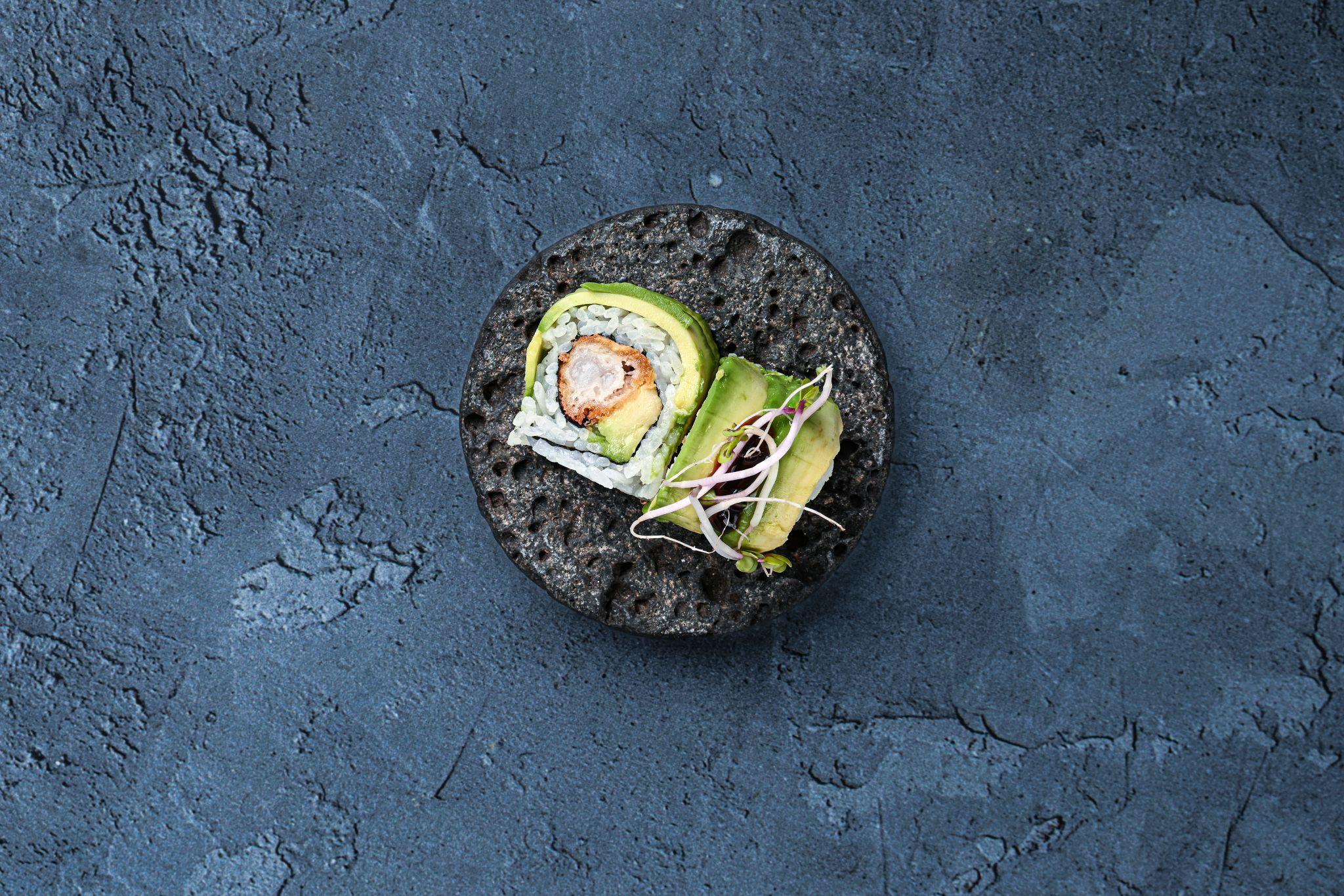 dragon-8-stk-crispy-avocado.jpg
