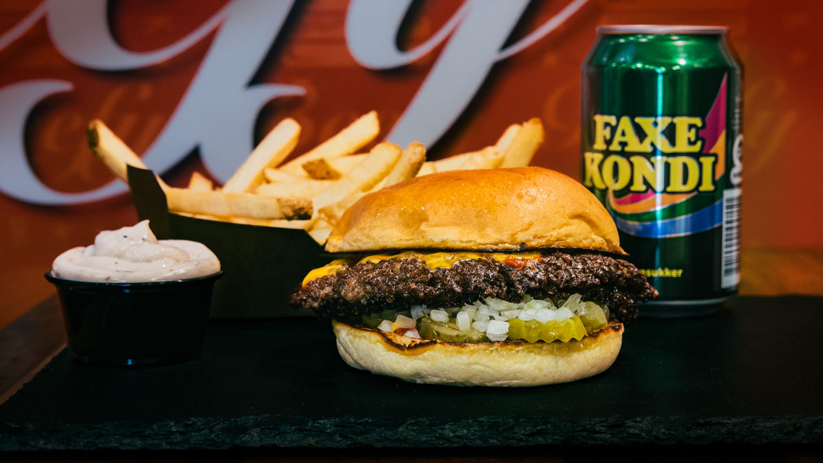 1 Cheeseburger Menu