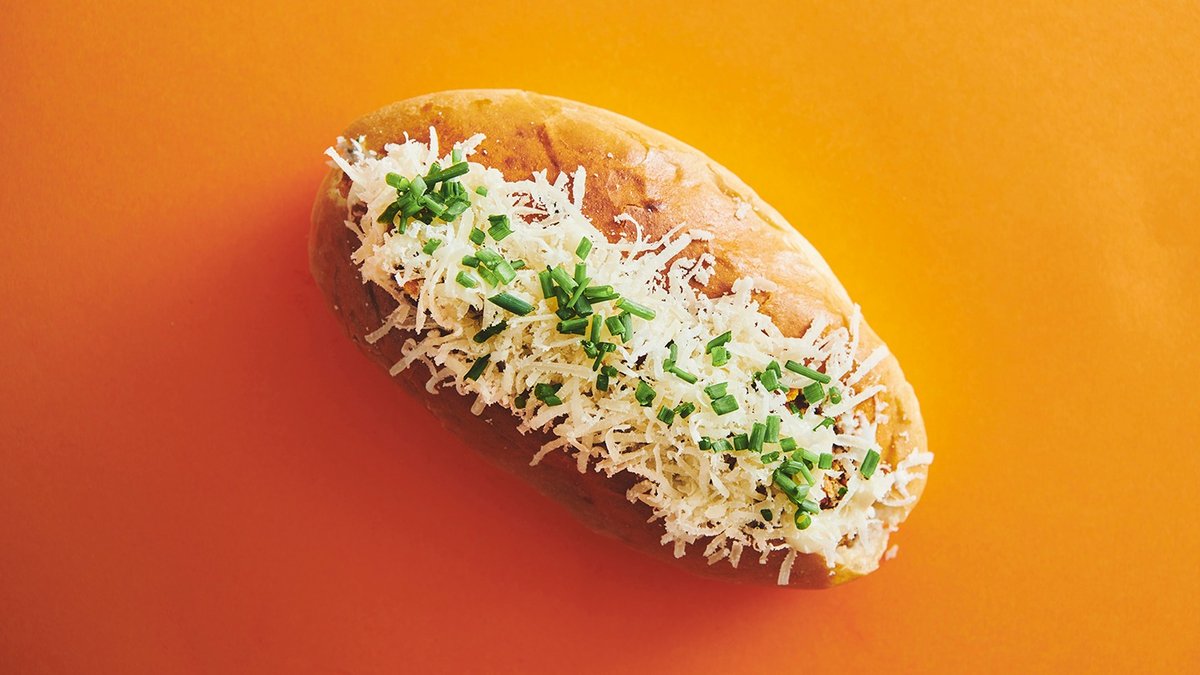 48E3937a 1046 11Eb A226 223Aa5ddd8af Truffle Dog