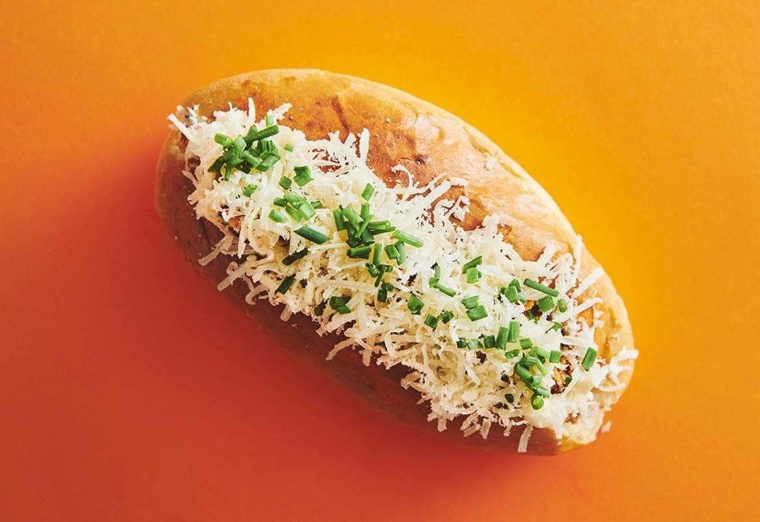 48E3937a 1046 11Eb A226 223Aa5ddd8af Truffle Dog