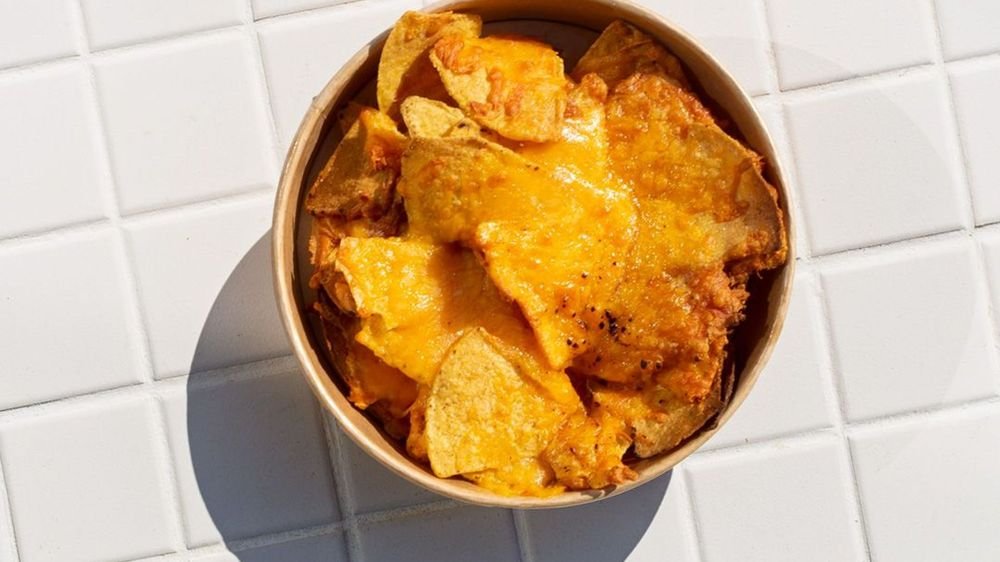 Chili Chilis Melted Cheddar Nachos
