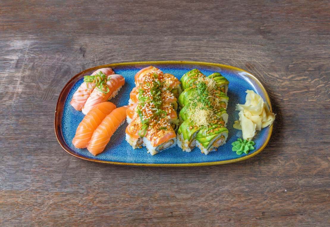 9839276 Itacho Sushiwok Amager Food Amager Box 4X3